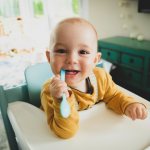 как помочь ребенку при прорезывании зубов