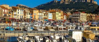 Cassis harbor