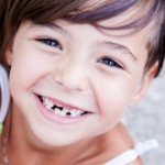 Pay attention to the distance between your child&#39;s teeth